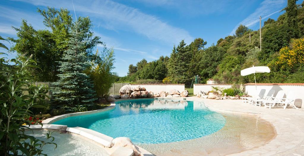 Bed and Breakfast Domaine De Bertrandy Allemagne-en-Provence Exterior foto