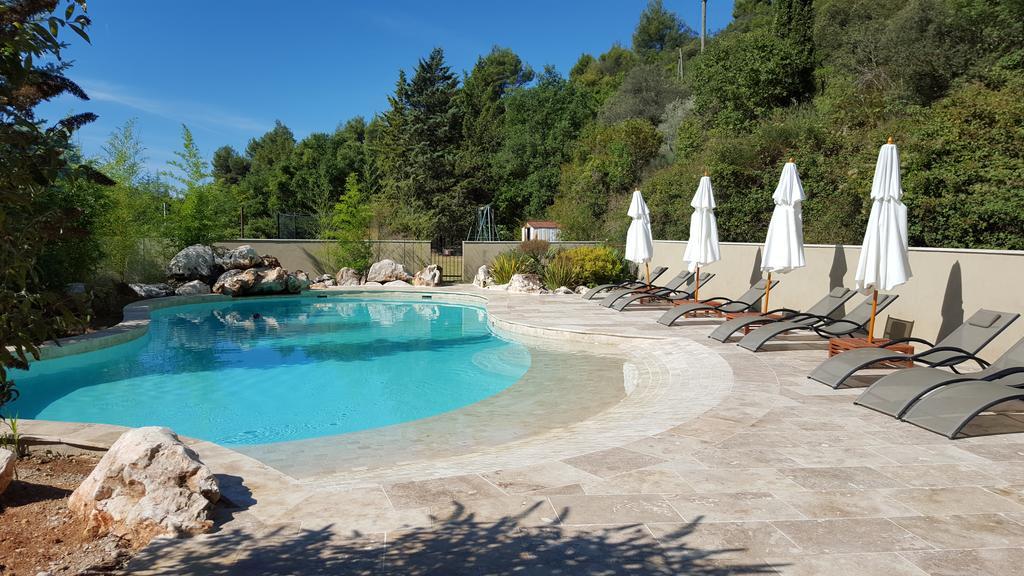 Bed and Breakfast Domaine De Bertrandy Allemagne-en-Provence Exterior foto