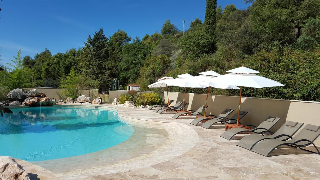 Bed and Breakfast Domaine De Bertrandy Allemagne-en-Provence Exterior foto